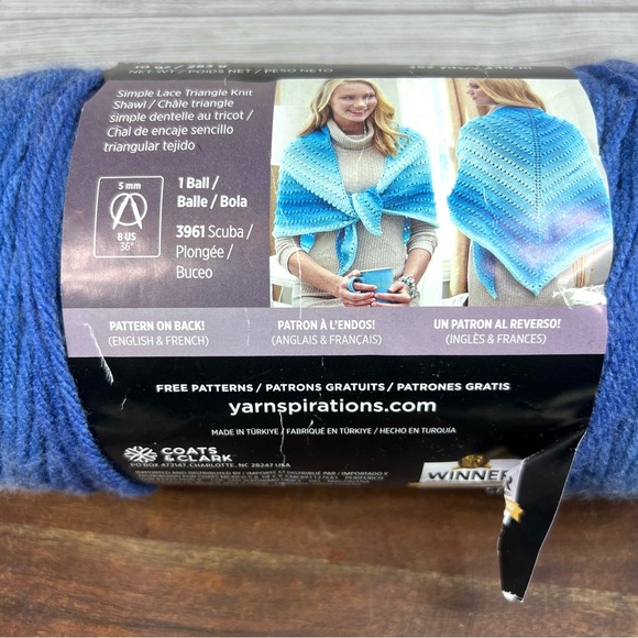 Red Heart Super Saver Ombre Medium Acrylic True Blue Yarn, 482 yd NEW - Picture 5 of 8